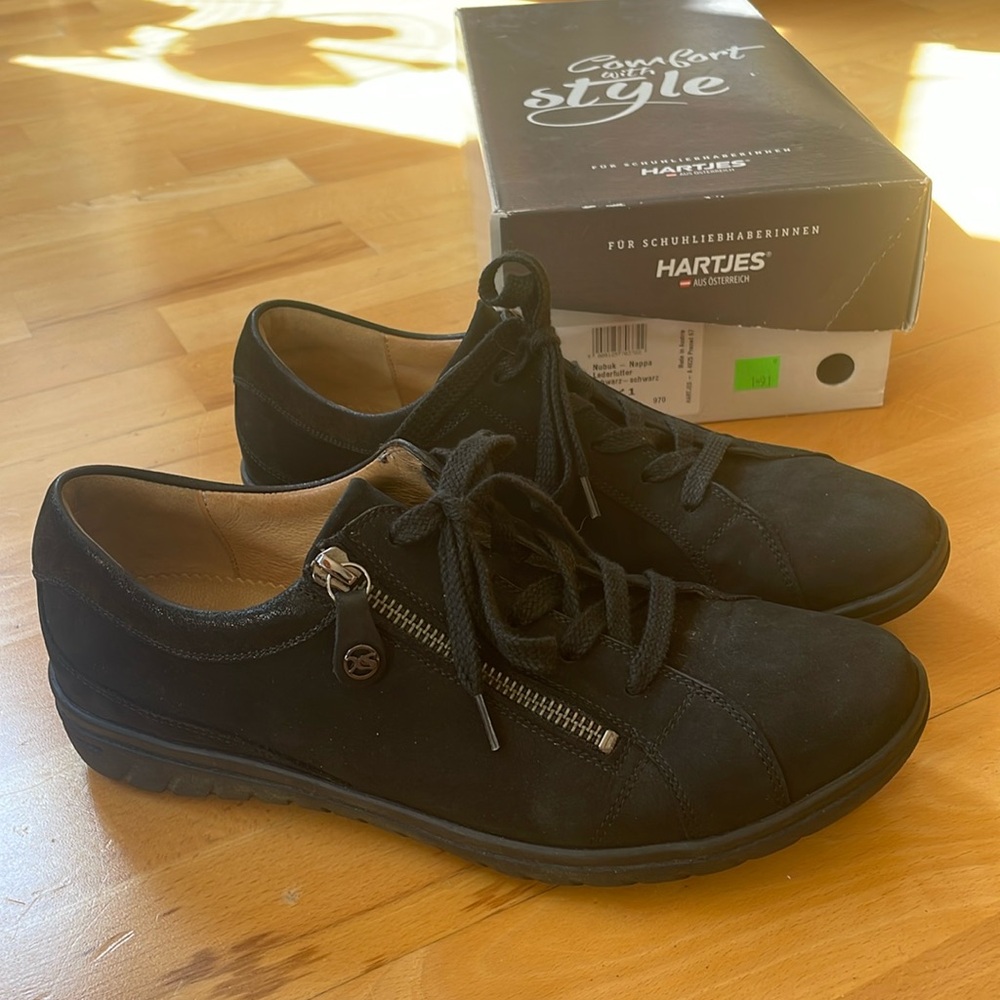 Brand new orthopedic shoes